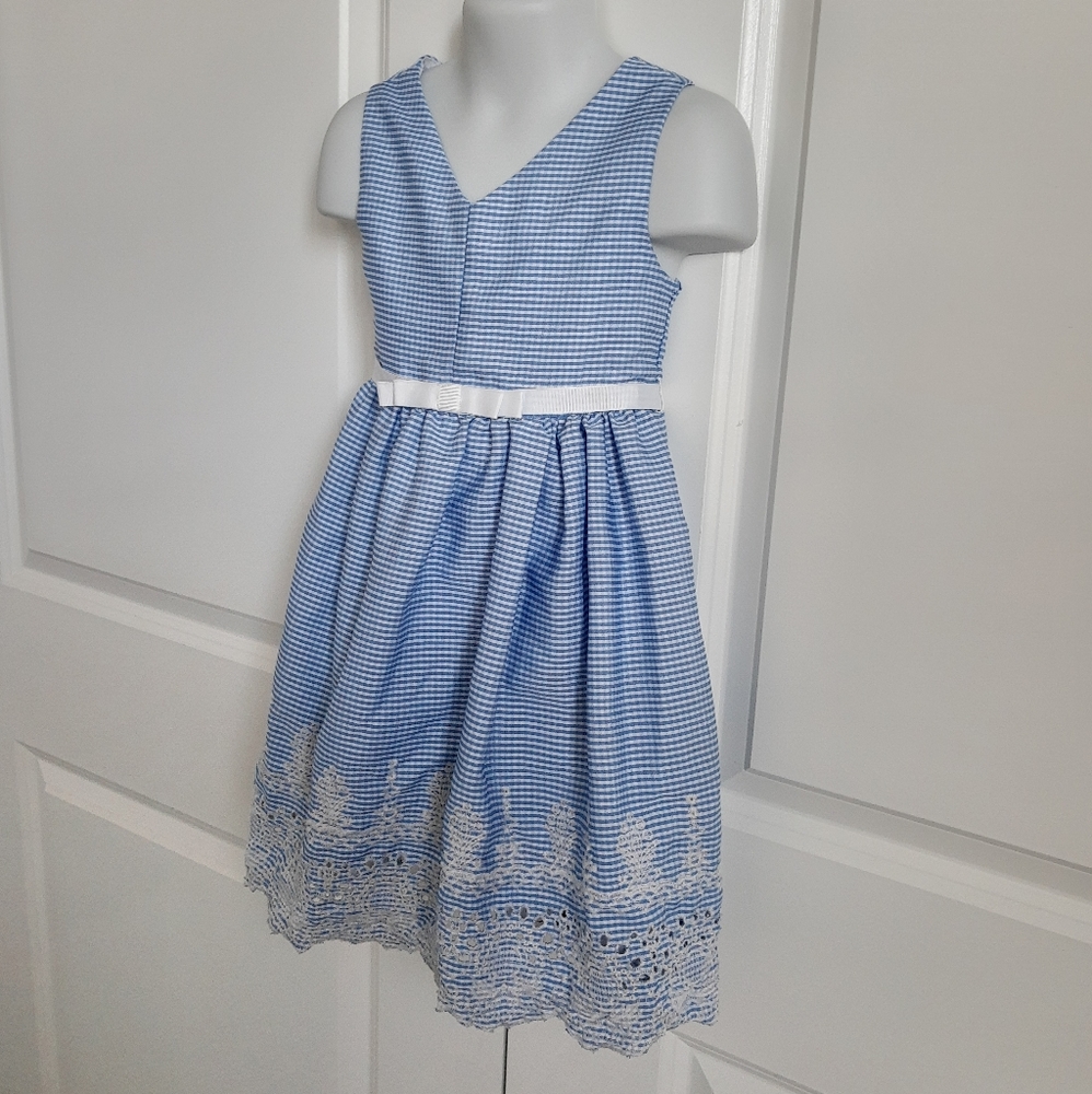 Pin Stripe Dress - Picture 3 of 5